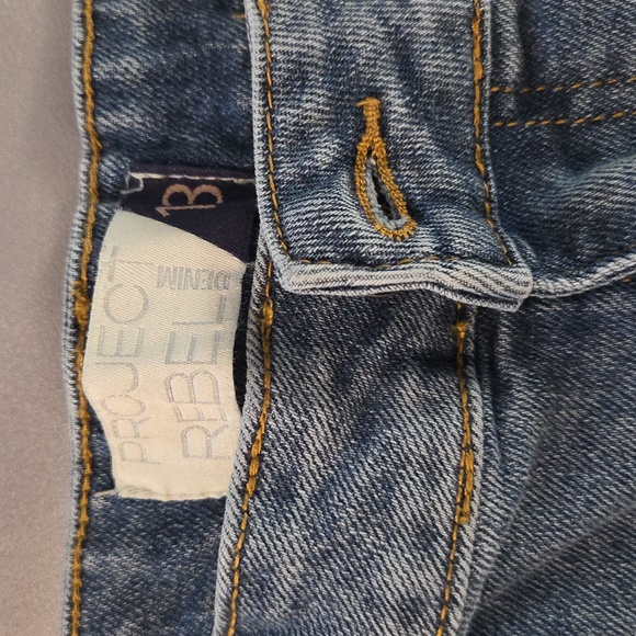 Project Rebel Denim Frayed Hem Shorts Juniors 13 - Picture 2 of 4